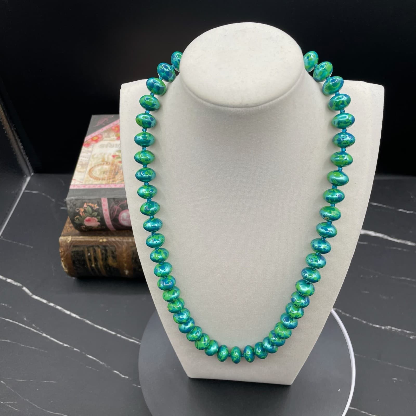 Vintage Green Classic Fashion Bezel Glass Chrysocolla Beaded Statement Necklace - Thumbnail 2