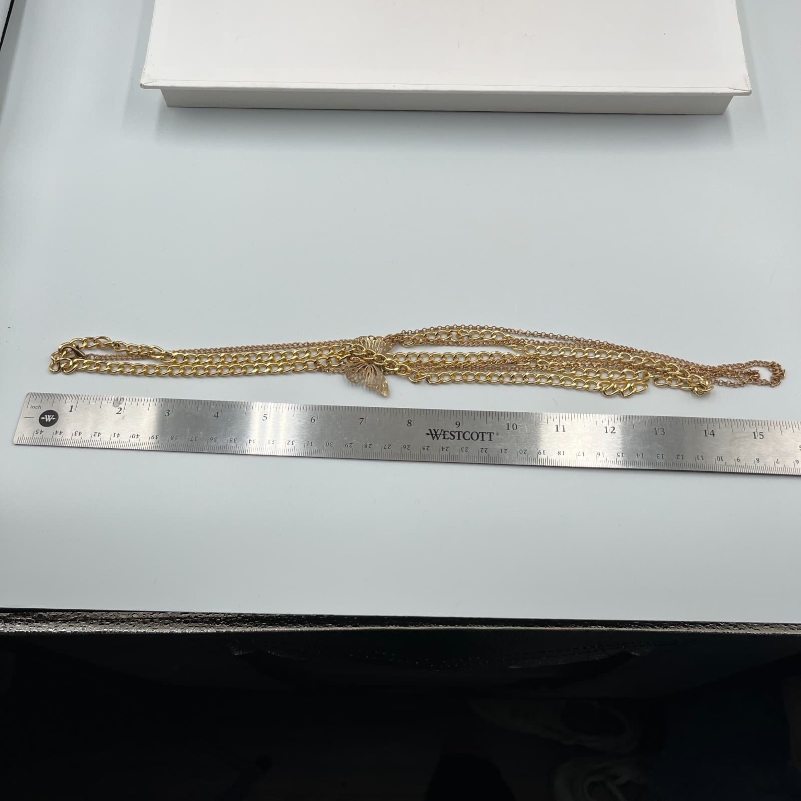 Gold-Tone Curb Chain Multi-Layered Decorative Butterfly Charm Lobster Necklace - Thumbnail 8