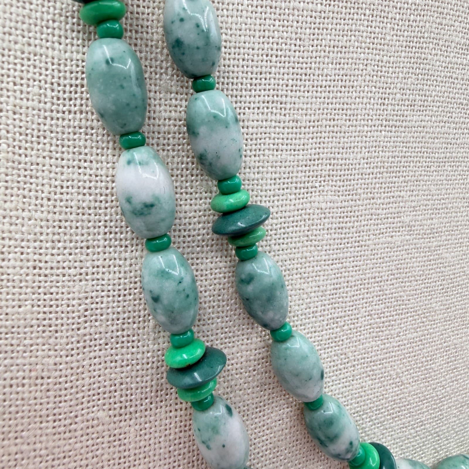 Vintage 80s Natural Jadeite Tumbled Stone Double Strand Necklace Ornate Jewelry - Thumbnail 4