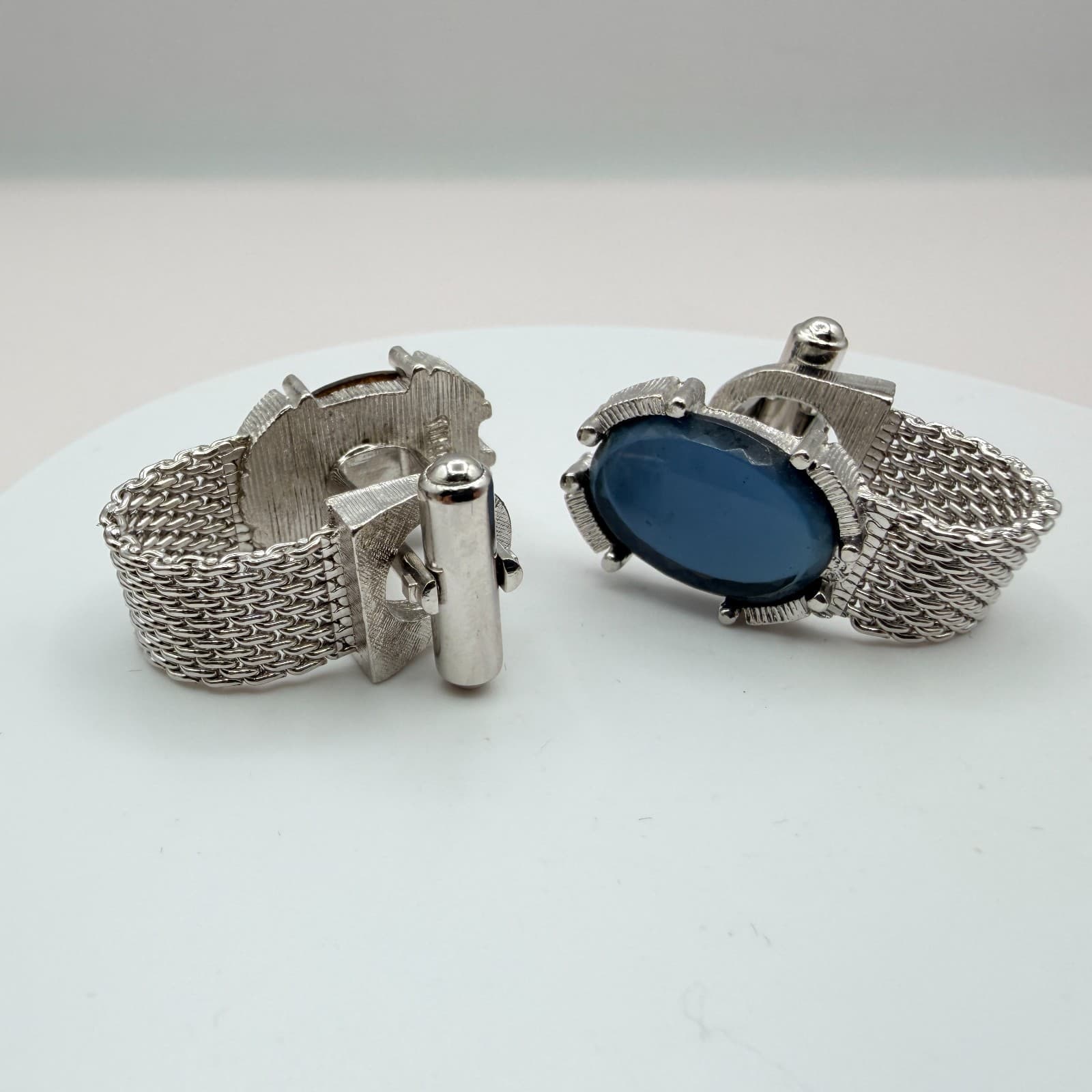Vintage 60s Mid Century Cufflinks Silver Tone Blue Cabochon Glass Mesh Link Art - Thumbnail 8