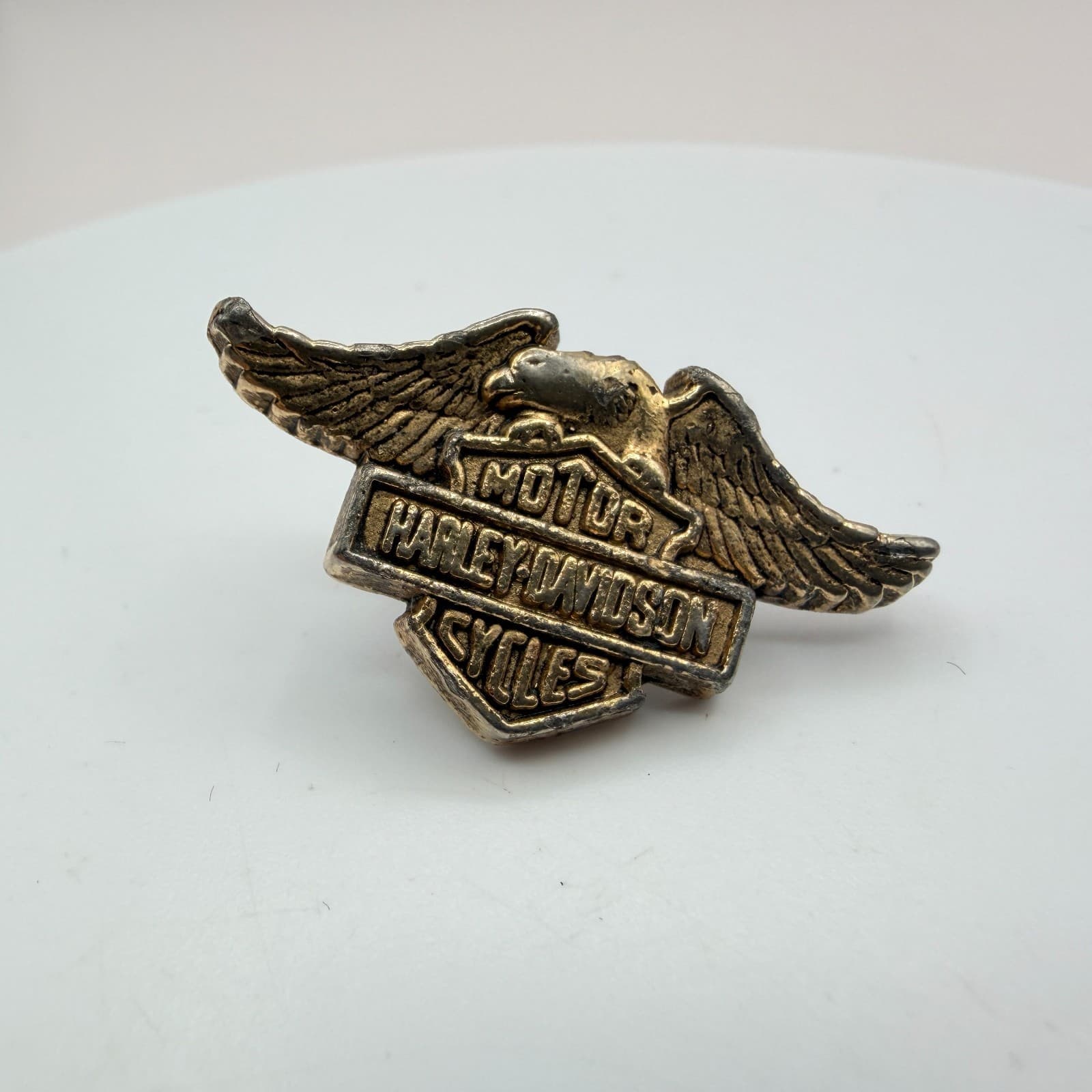 Vintage 90s Harley Davidson Pin Eagle Logo Gold Tone Biker Fashion Jewelry - Thumbnail 6