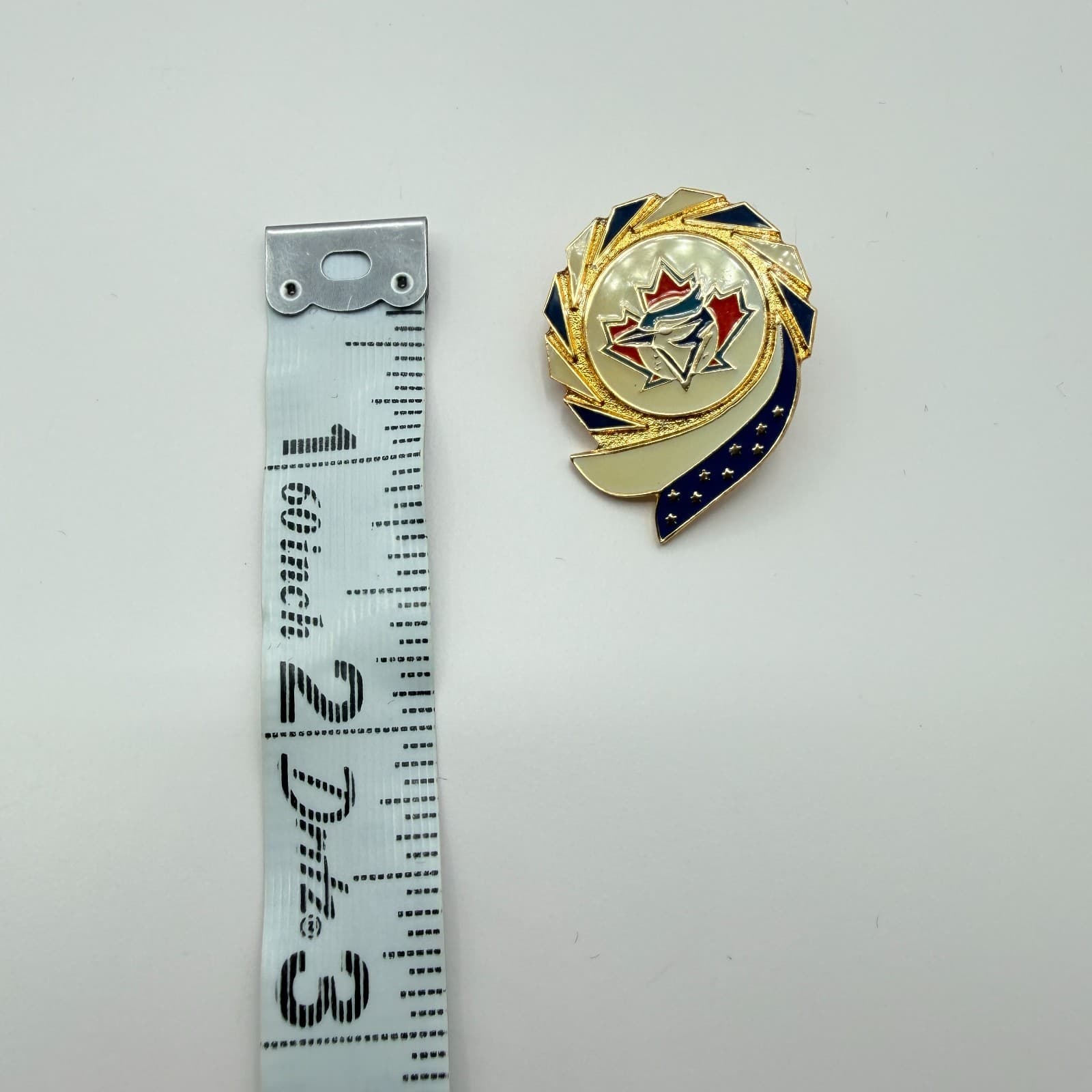 Vintage 1996 Aminco Toronto Blue Jays MLB Pin Gold Tone Enamel Fashion Jewelry - Thumbnail 7