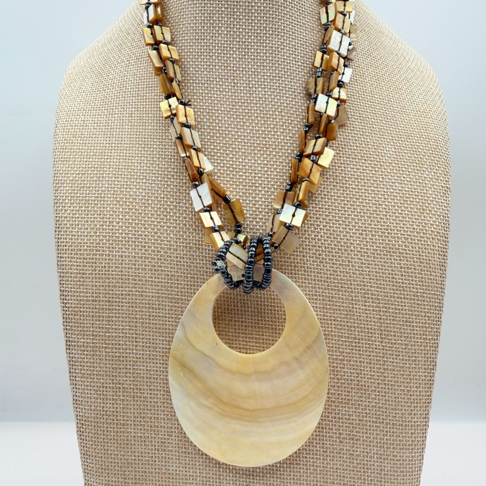 VTG 90s Silver Tone Beaded Mother of Pearl Pendant Necklace Statement Jewelry - Thumbnail 2