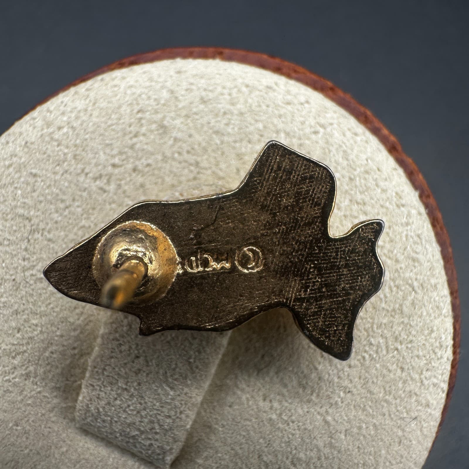 Vintage Goldtone Praying Hands Lapel Pin – Christian Prayer Brooch - Thumbnail 4