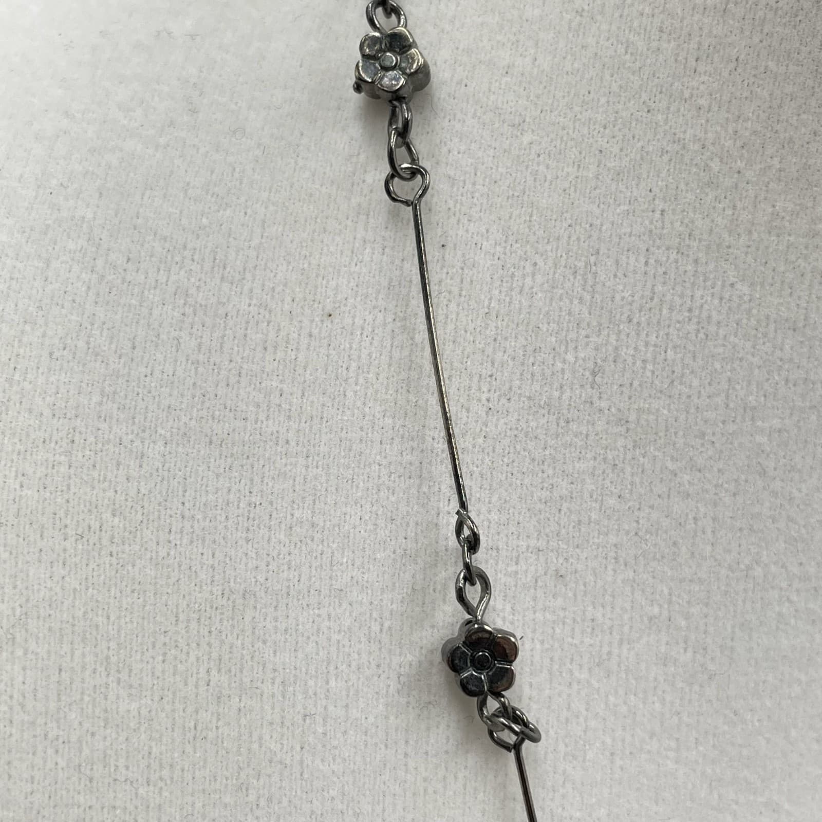 Vintage Silver-Toned Floral Station Retro Romantic Lobster Necklace - Size 19" - Thumbnail 7