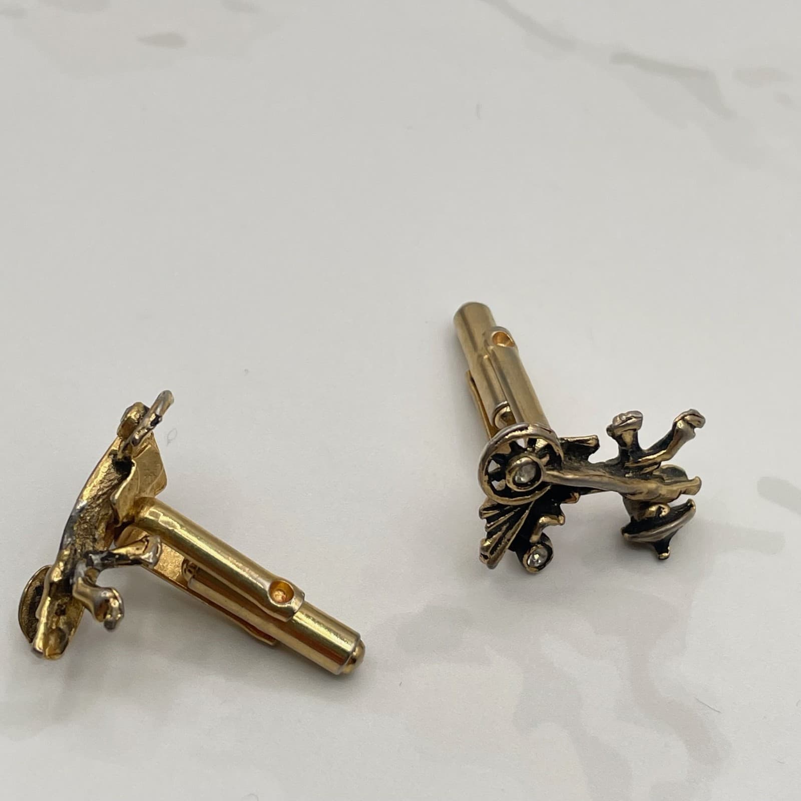 Vintage VTG Novelty Cufflinks Carriage Rickshaw Rider Clear Rhinestone Gold Tone - Thumbnail 3