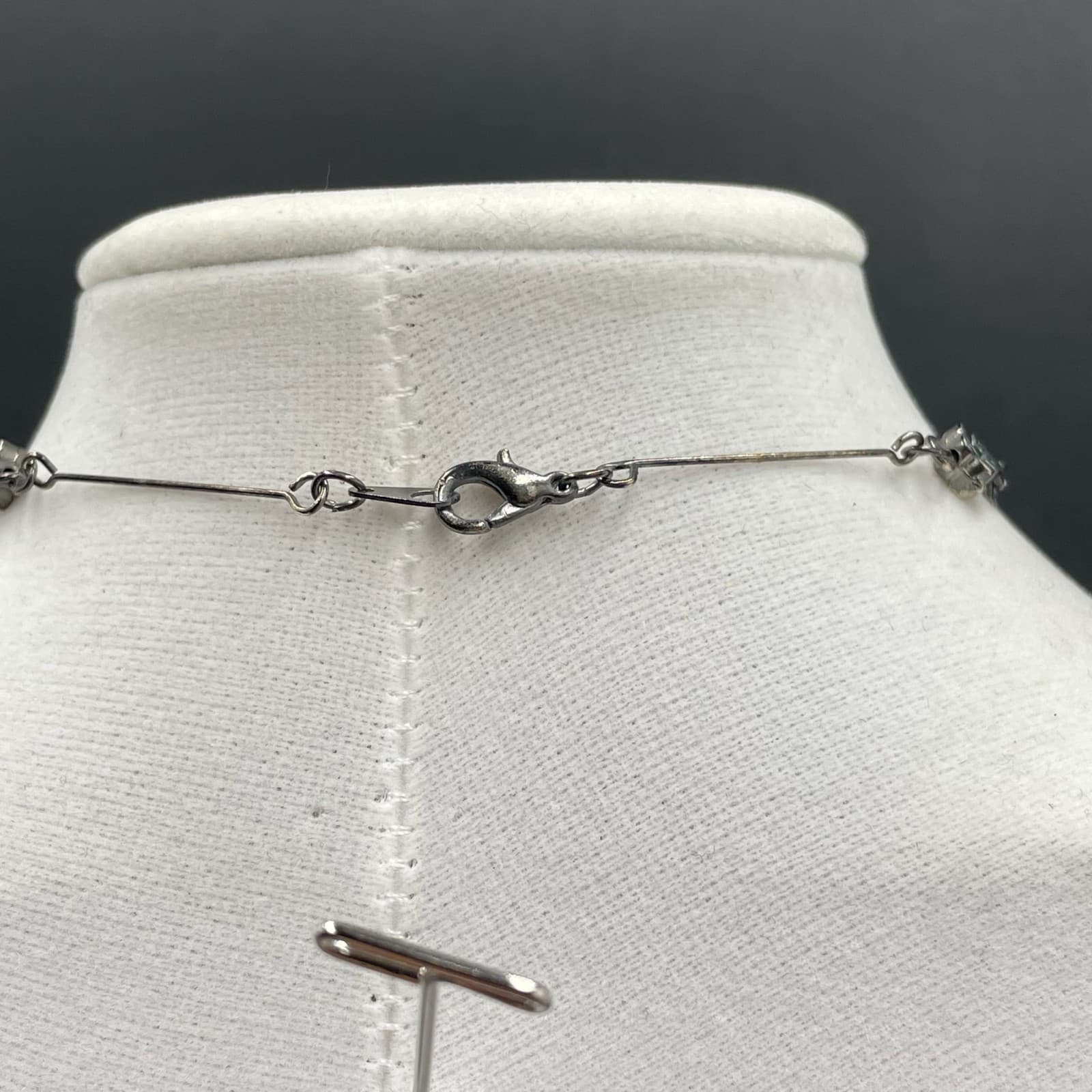 Vintage Silver-Toned Floral Station Retro Romantic Lobster Necklace - Size 19" - Thumbnail 13