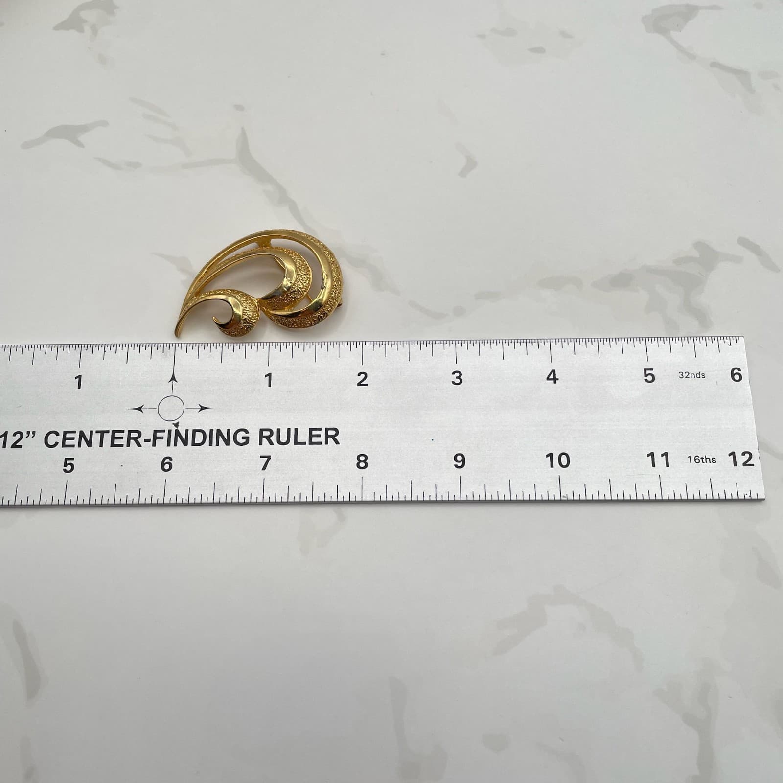 Vintage Gold Tone Abstract Swirl Brooch Pin Textured Modernist Estate Jewelry - Thumbnail 2