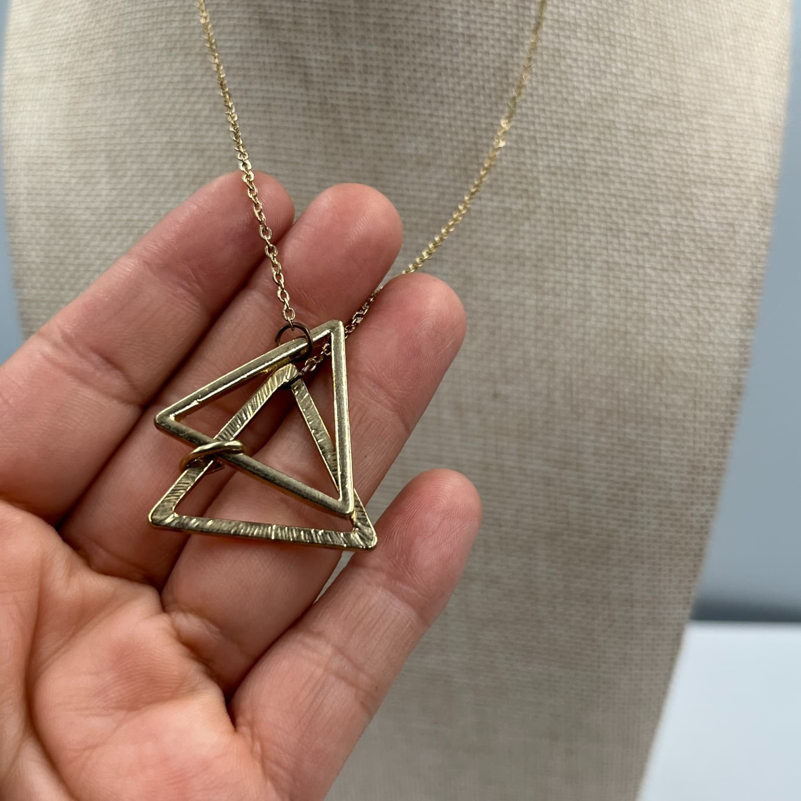 Vintage Gold Tone Geometric Triangle Pendant Necklace 24" Modernist Statement - Thumbnail 5
