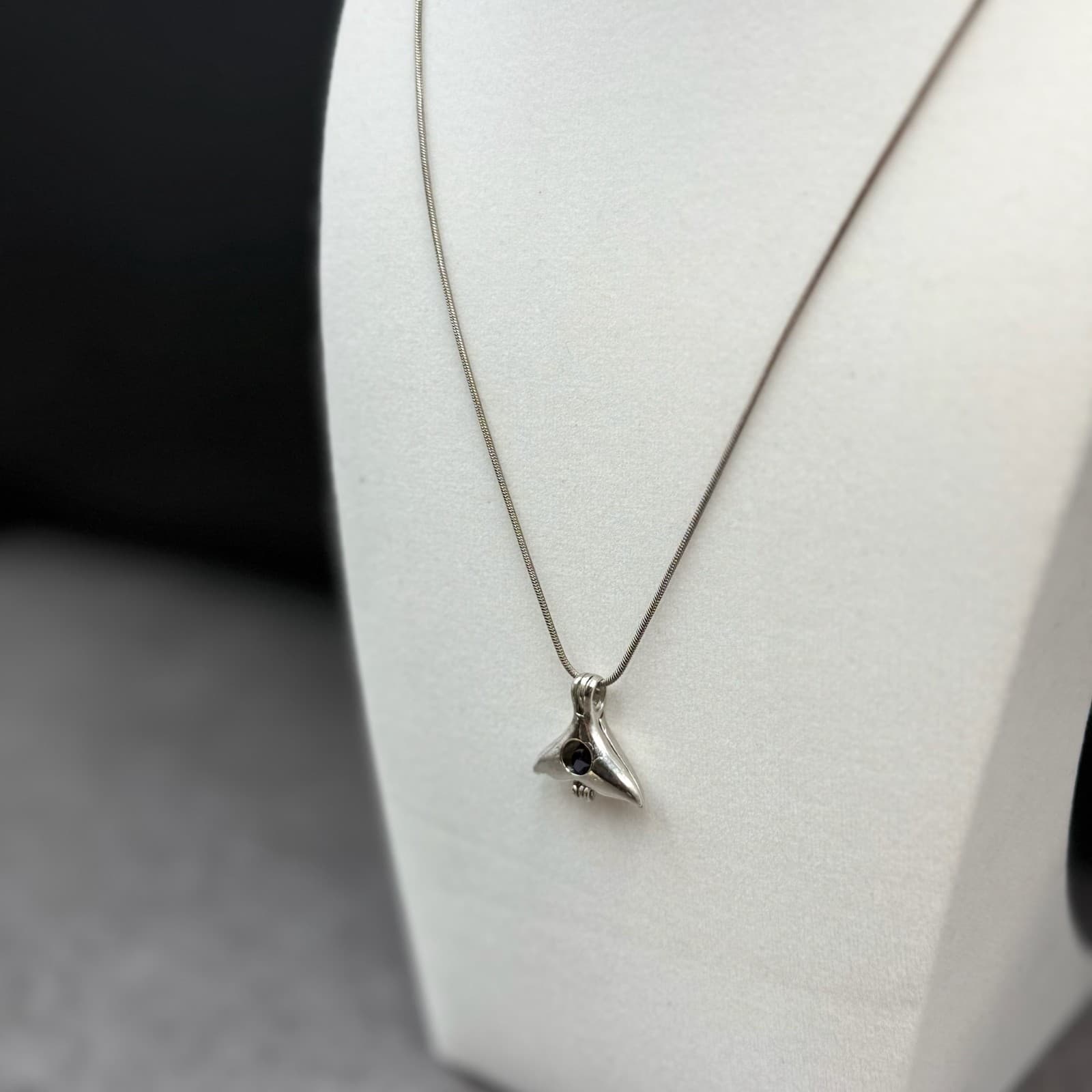 Vintage VTG Silver Tone Whale Tail Dolphin silver Pendant Necklace Snake Chain - Thumbnail 7