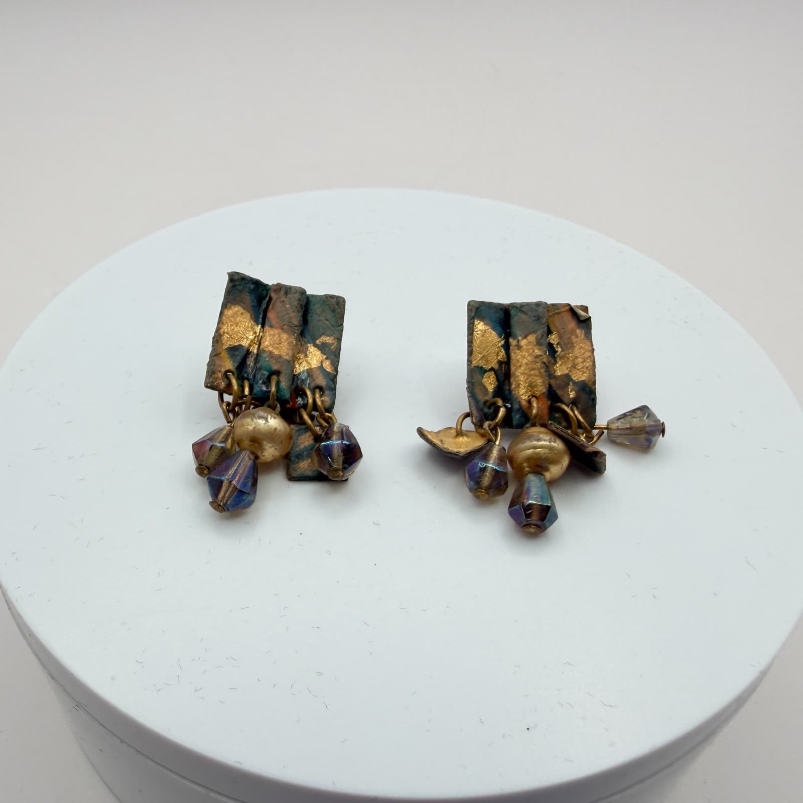 Vintage 80s Copper & Gold Tone Leaf Dangle Earrings Iridescent Beaded Jewelry - Thumbnail 2