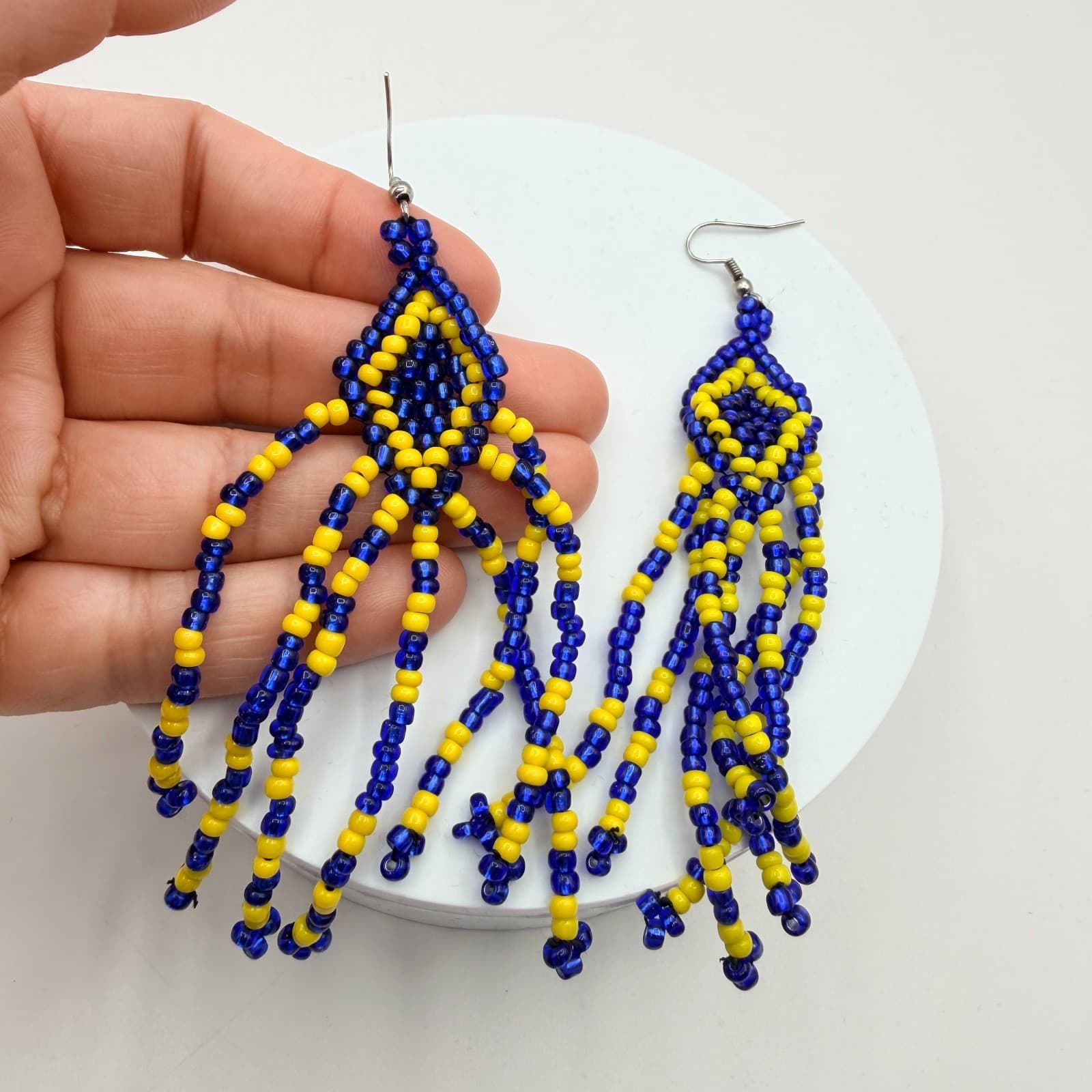 Vintage 80s Ukrainian Flag Beaded Earrings Blue & Yellow Statement Pair Jewelry - Thumbnail 7