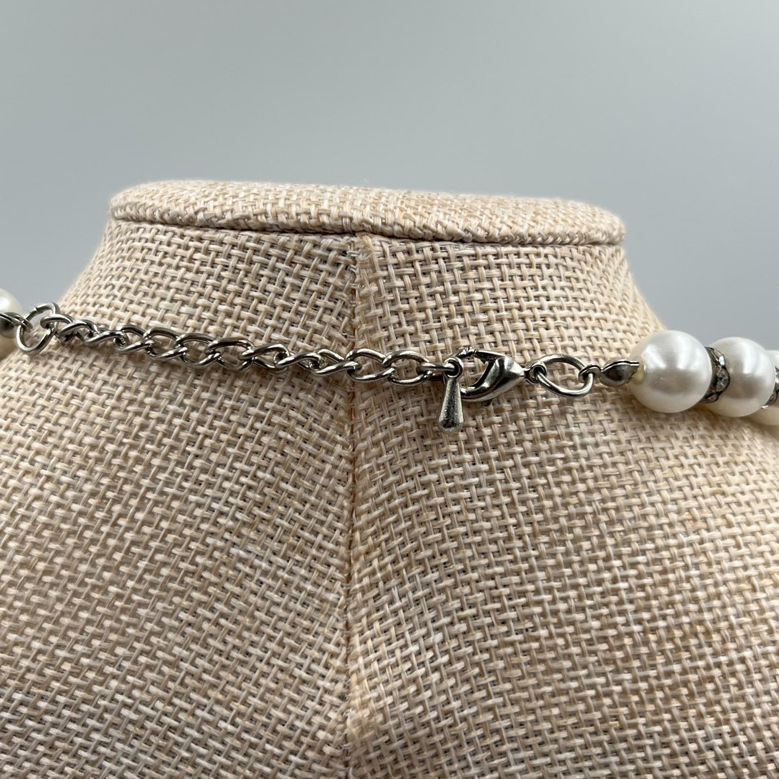 Vintage 3-Strand Faux Pearl Necklace Rhinestone Rondelles Wedding Jewelry 1950s - Thumbnail 5