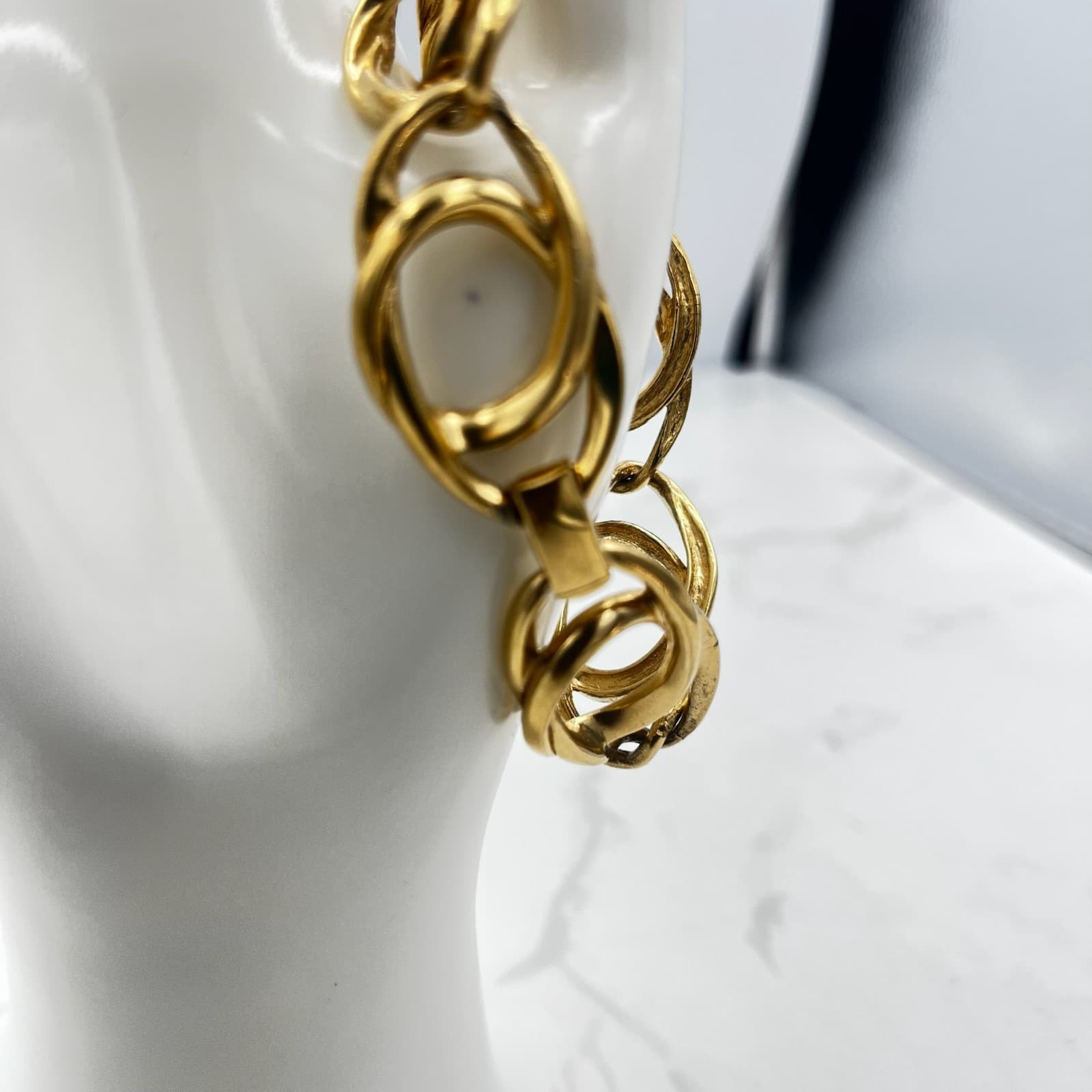 Vintage Gold-Tone Large Open Link Bracelet Modern Chunky Statement - Thumbnail 3