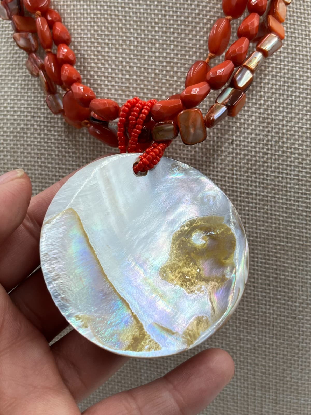 Vtg Oversized Orange Shell Disc Pendant Necklace, 3-Strand Stone & MOP Beaded - Thumbnail 4