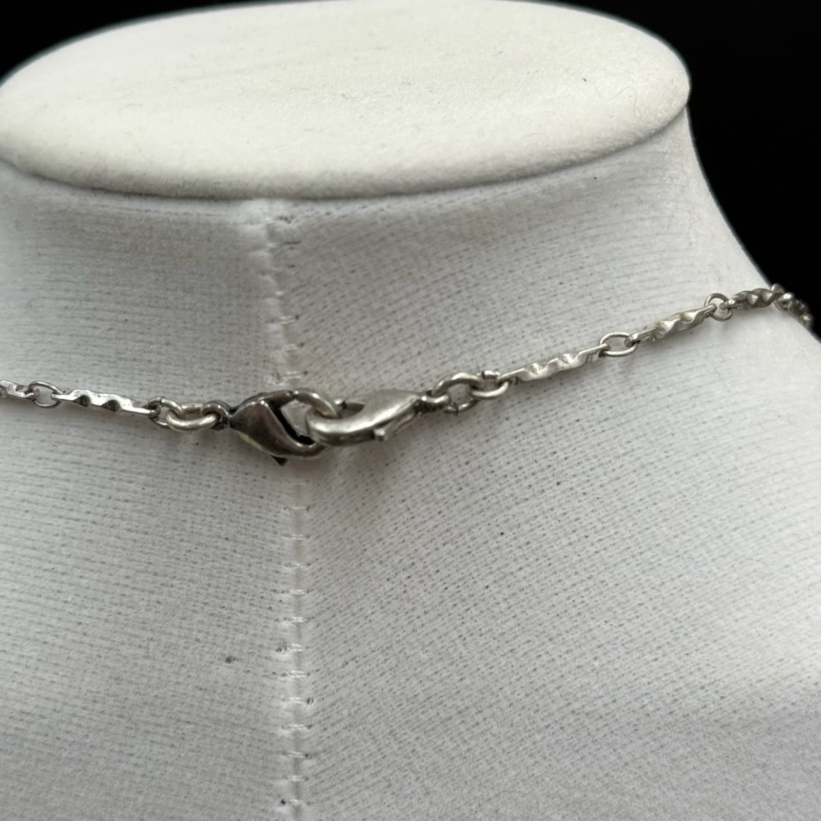 Vintage Minimalist Bar Pendant Necklace Silver Tone 15" Clear Rhinestone Chain - Thumbnail 4