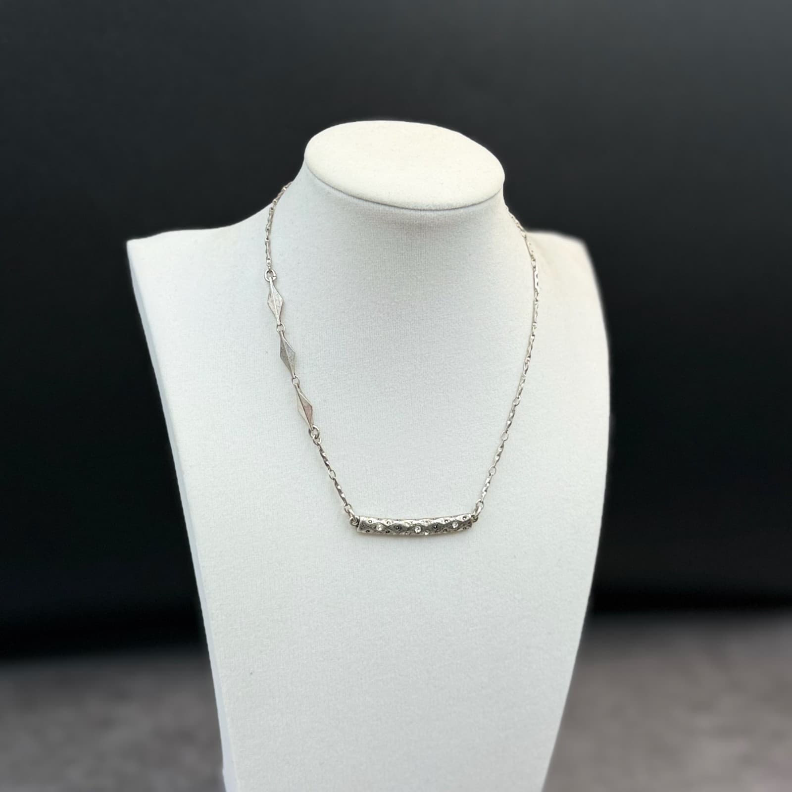 Vintage Minimalist Bar Pendant Necklace Silver Tone 15" Clear Rhinestone Chain - Thumbnail 13