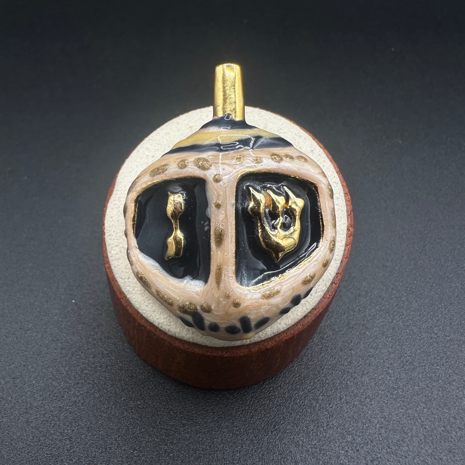 Vintage Dreidel Brooch – Enamel Hanukkah Spinning Top Pin - Image 1
