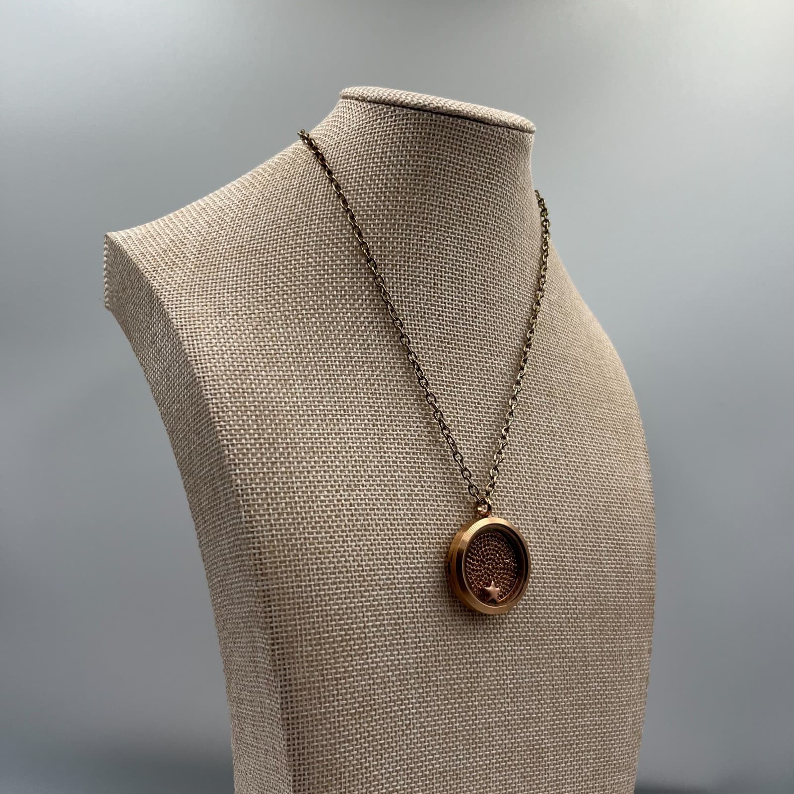 Vintage Style Living Locket Necklace Floating Charms Glass Memory Locket Silver - Thumbnail 5