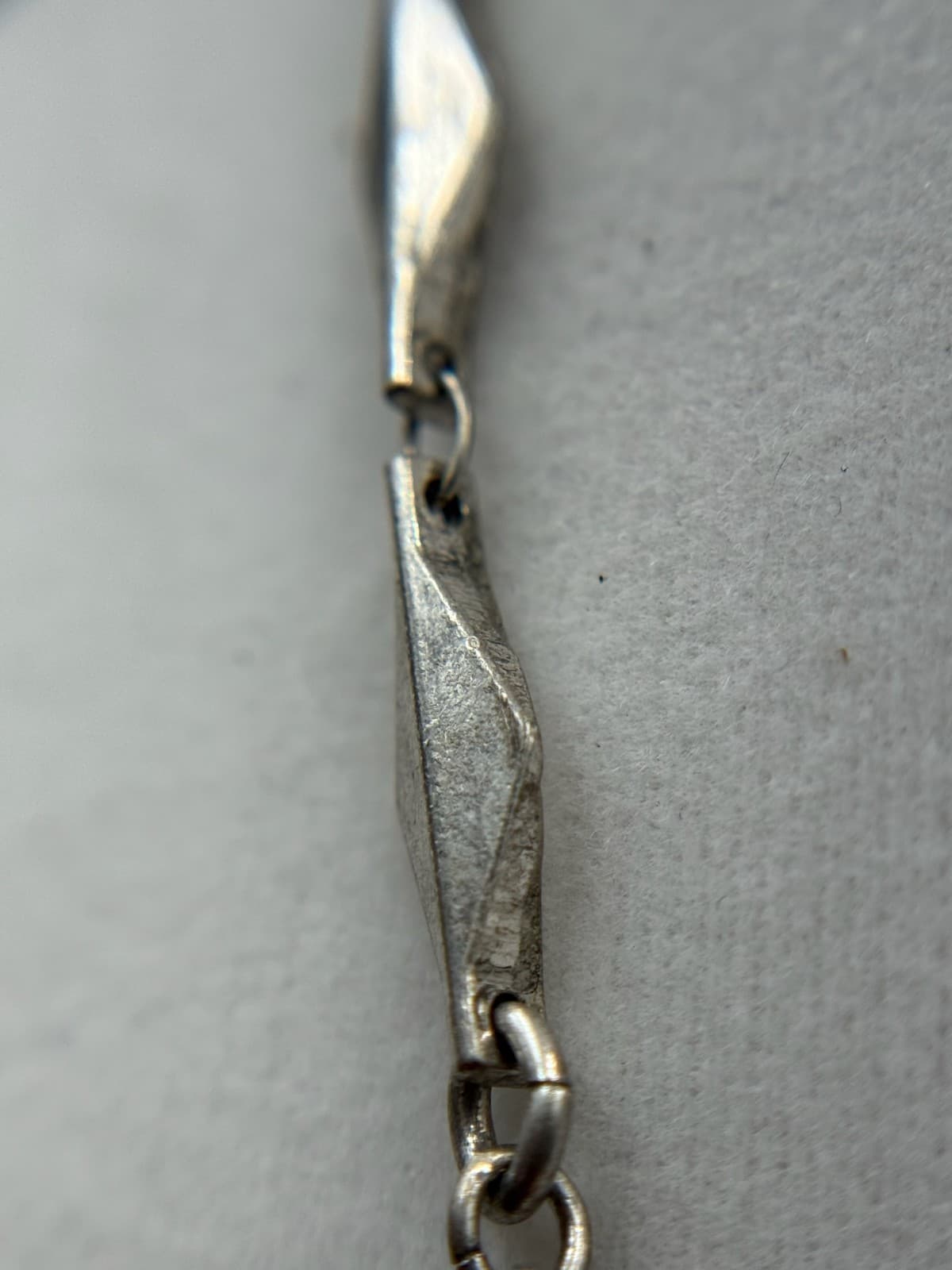 Vintage Minimalist Bar Pendant Necklace Silver Tone 15" Clear Rhinestone Chain - Thumbnail 7