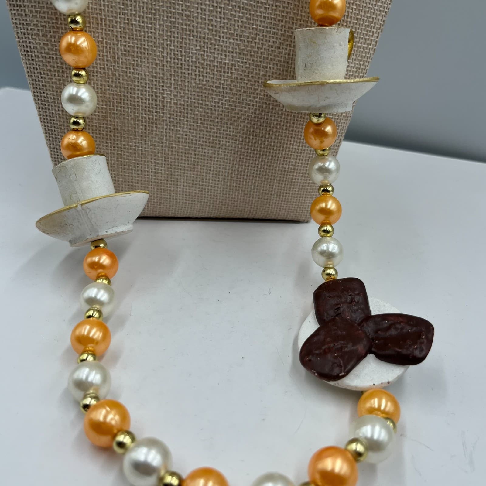 Vtg Teacup & Cookie Charm Necklace Whimsical Tea Party Kitsch Faux Pearl Long - Thumbnail 4