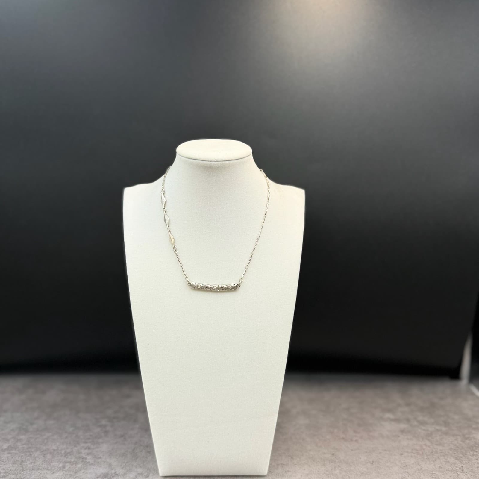 Vintage Minimalist Bar Pendant Necklace Silver Tone 15" Clear Rhinestone Chain - Thumbnail 10