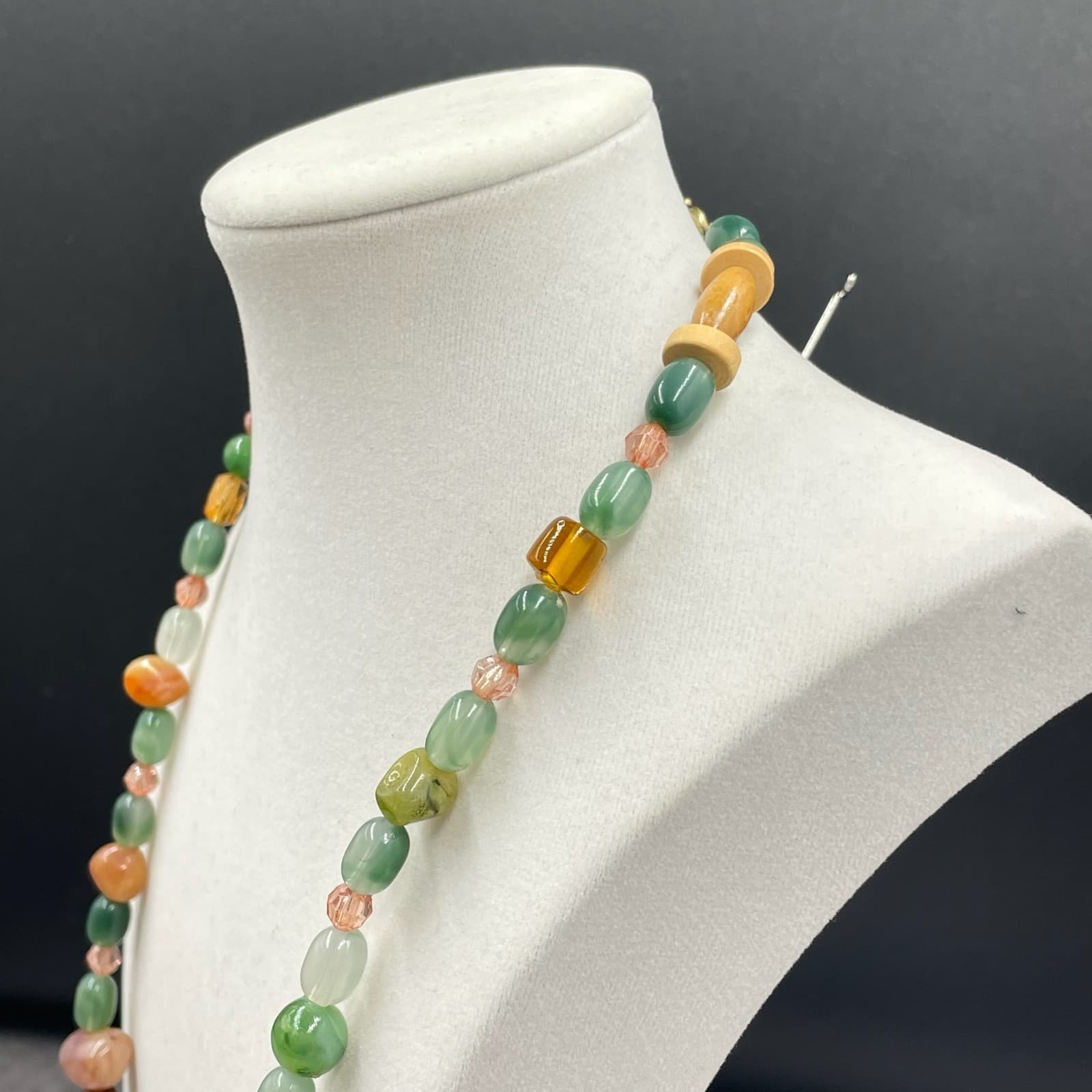 Vintage Multicolor Gemstone Fashion Retro Beaded Lobster Necklace - Size 21" - Thumbnail 8