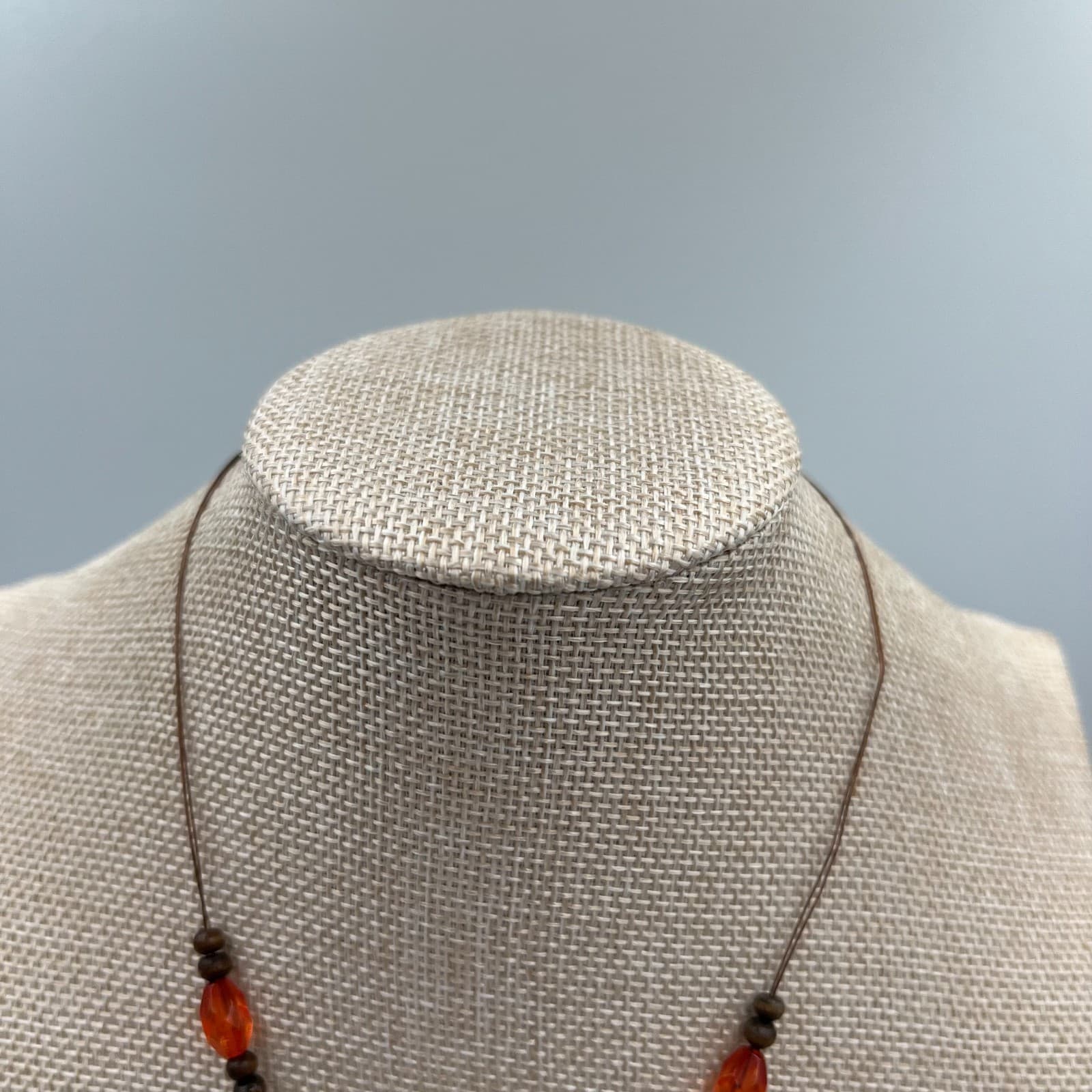 Vintage Boho Orange Swirl Art Glass Pendant Necklace Chunky Wood Amber Bead 24" - Thumbnail 2