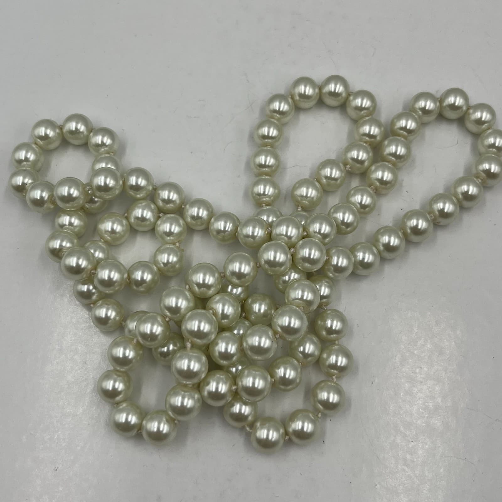 Vintage Double Strand Pearl Necklace Faux Glass White Cream Knotted Art Deco 16” - Thumbnail 6