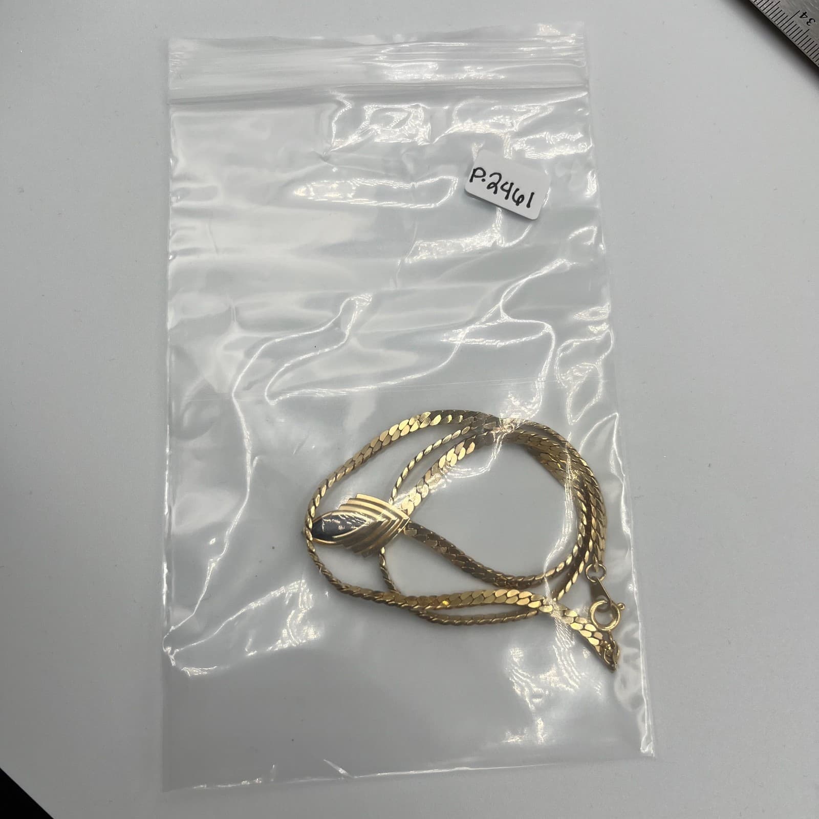 Vintage 1980s Gold Chevron Snake Chain Necklace Black Onyx Pendant Statement 18" - Thumbnail 8