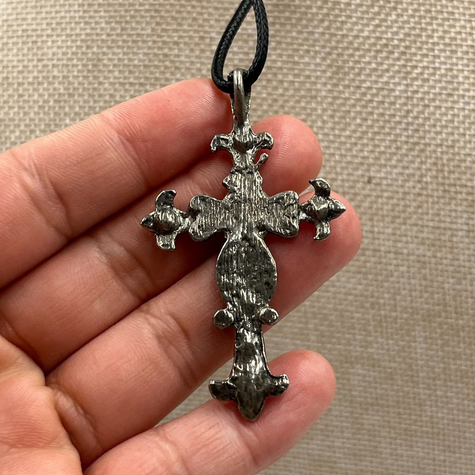 Vintage Ornate Silver Cross Pendant Necklace Fleur De Lis Crystal Gothic Victori - Thumbnail 5
