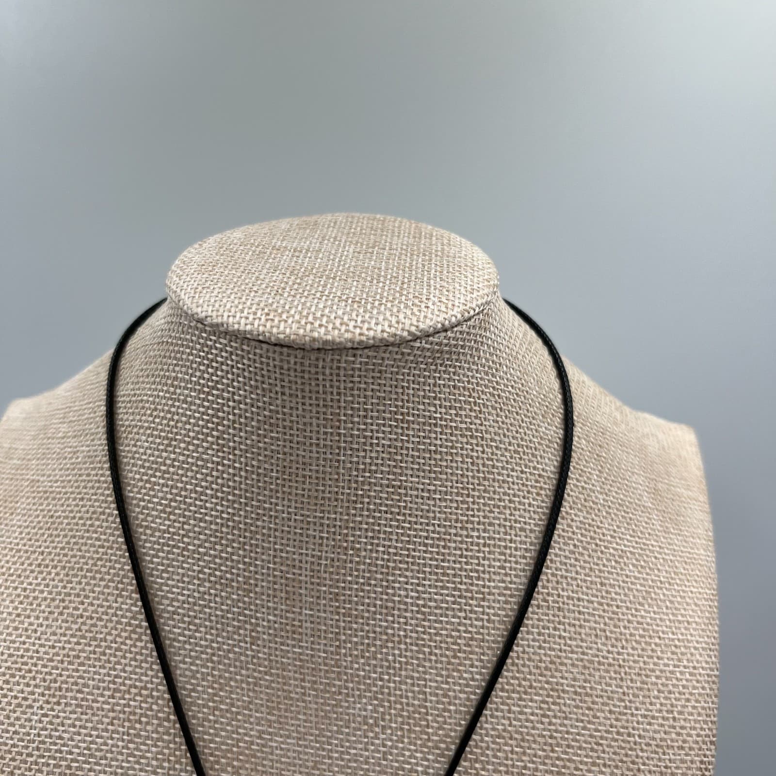 Vintage Ornate Silver Cross Pendant Necklace Fleur De Lis Crystal Gothic Victori - Thumbnail 3