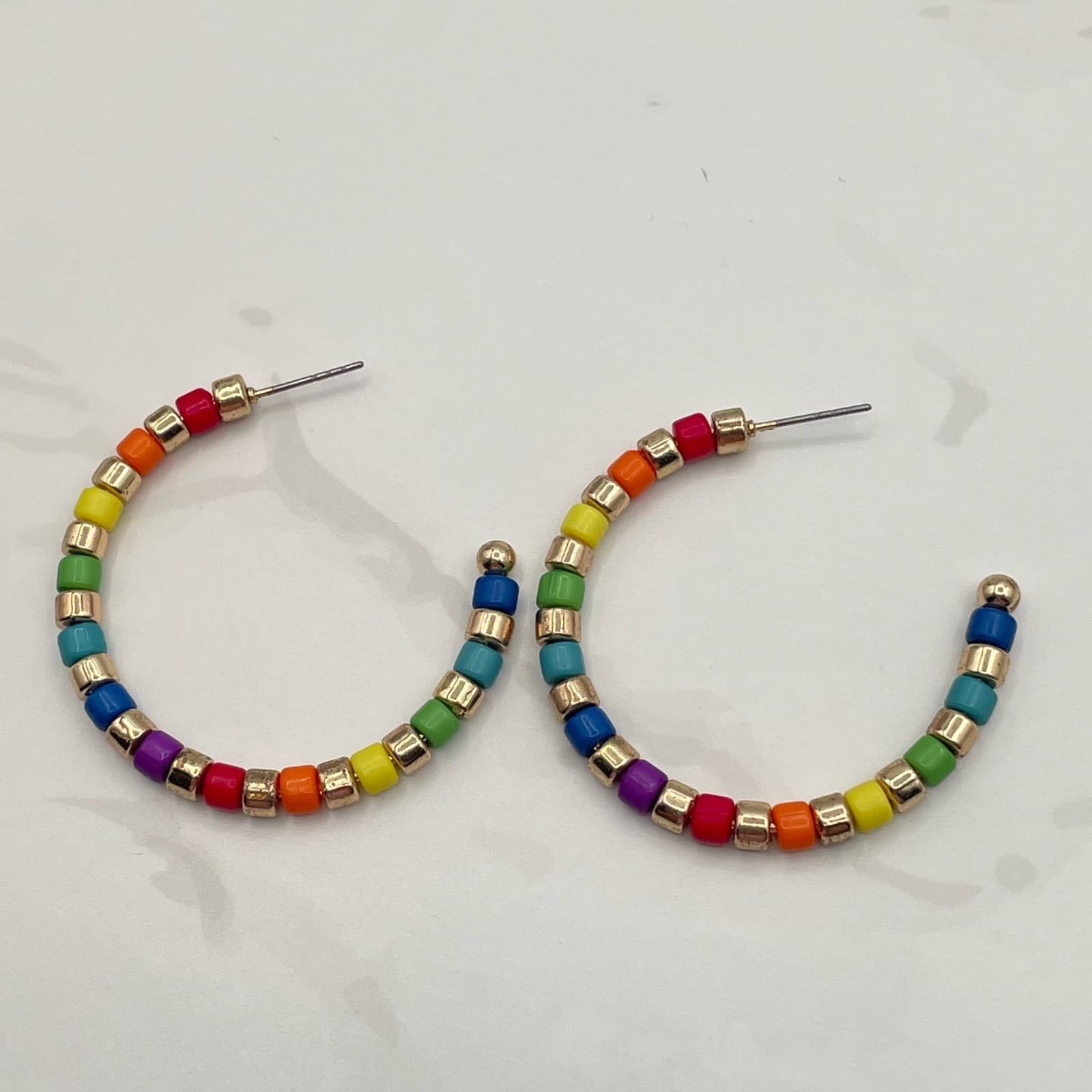 Vintage VTG Rainbow Beaded Hoop Earrings Gold Tone Cube Beads Fun Colourful - Thumbnail 5