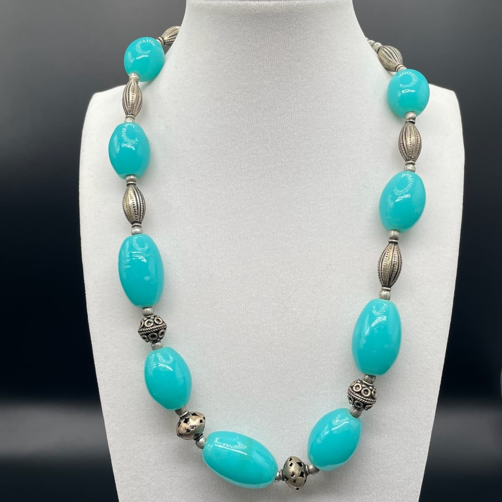 Vintage Classic Teal Blue Lobster Adjustable Chunky Glass Beaded Necklace - Image 1