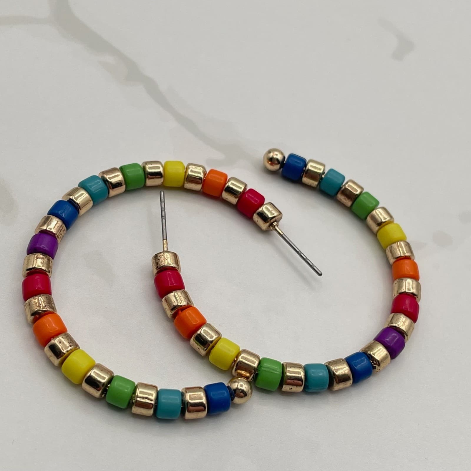 Vintage VTG Rainbow Beaded Hoop Earrings Gold Tone Cube Beads Fun Colourful - Thumbnail 2