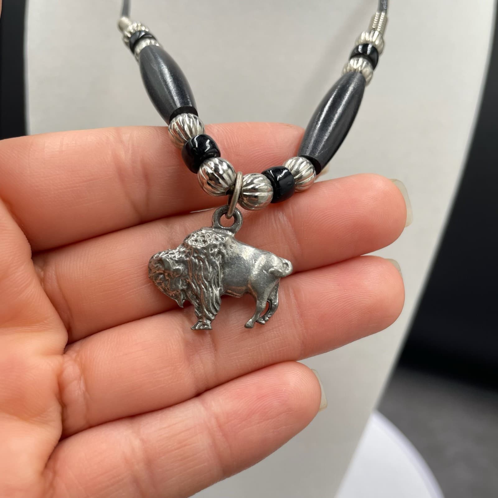 Vintage Black Silver-Tone Buffalo-Shaped Beaded Charm Necklace - Size 23" - Thumbnail 9