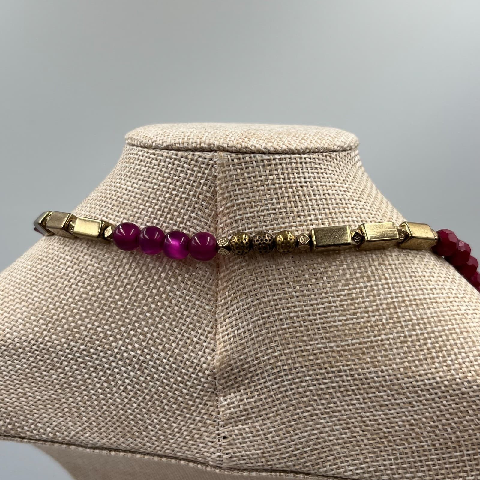 Vintage Red Bead Necklace Gold Tone Accents 24" Long Statement Costume Jewelry - Thumbnail 5