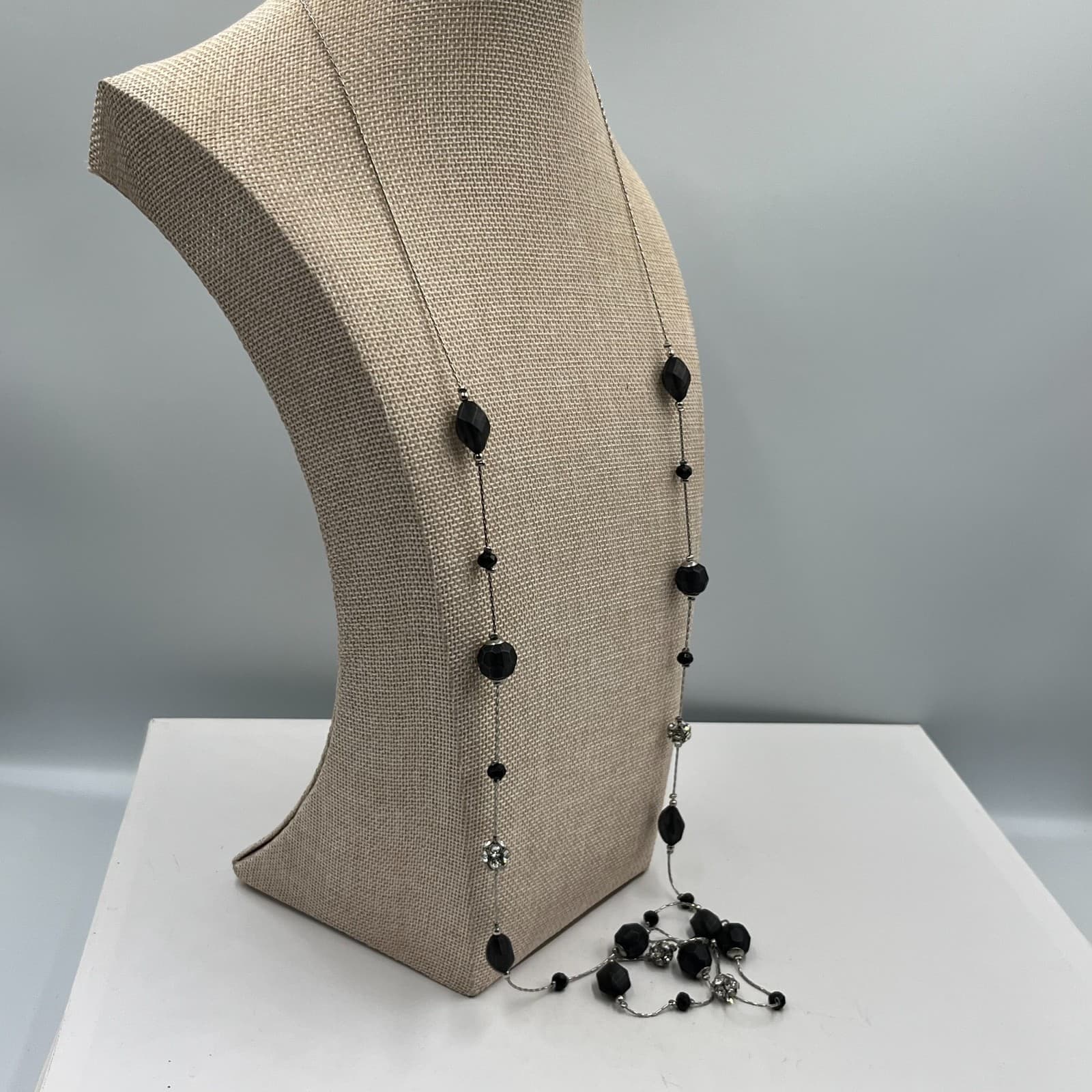 Vintage Black & Silver Faceted Bead Long Station Necklace Opera - Thumbnail 5