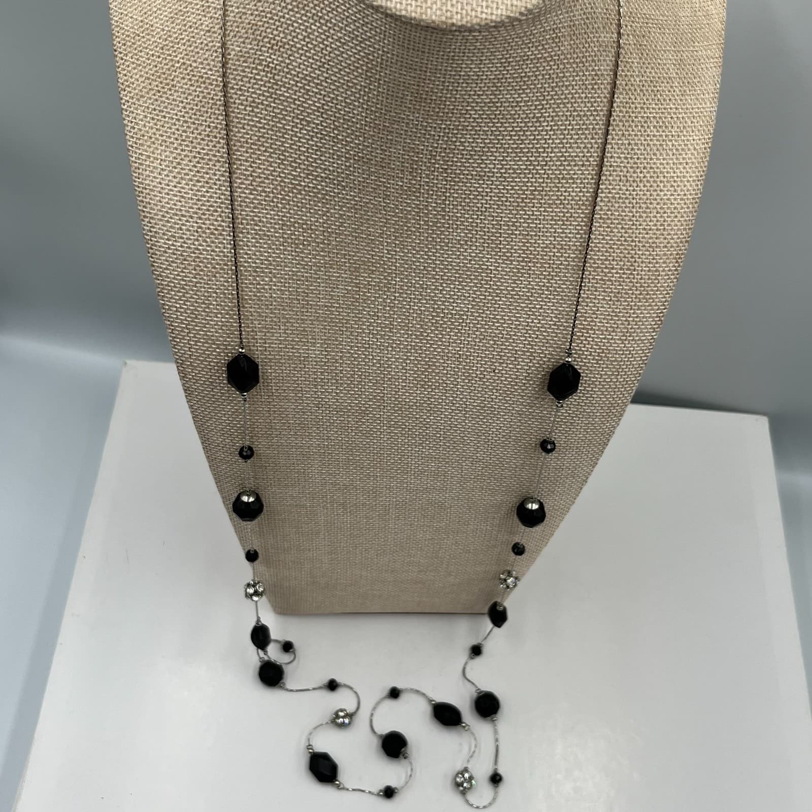 Vintage Black & Silver Faceted Bead Long Station Necklace Opera - Thumbnail 4