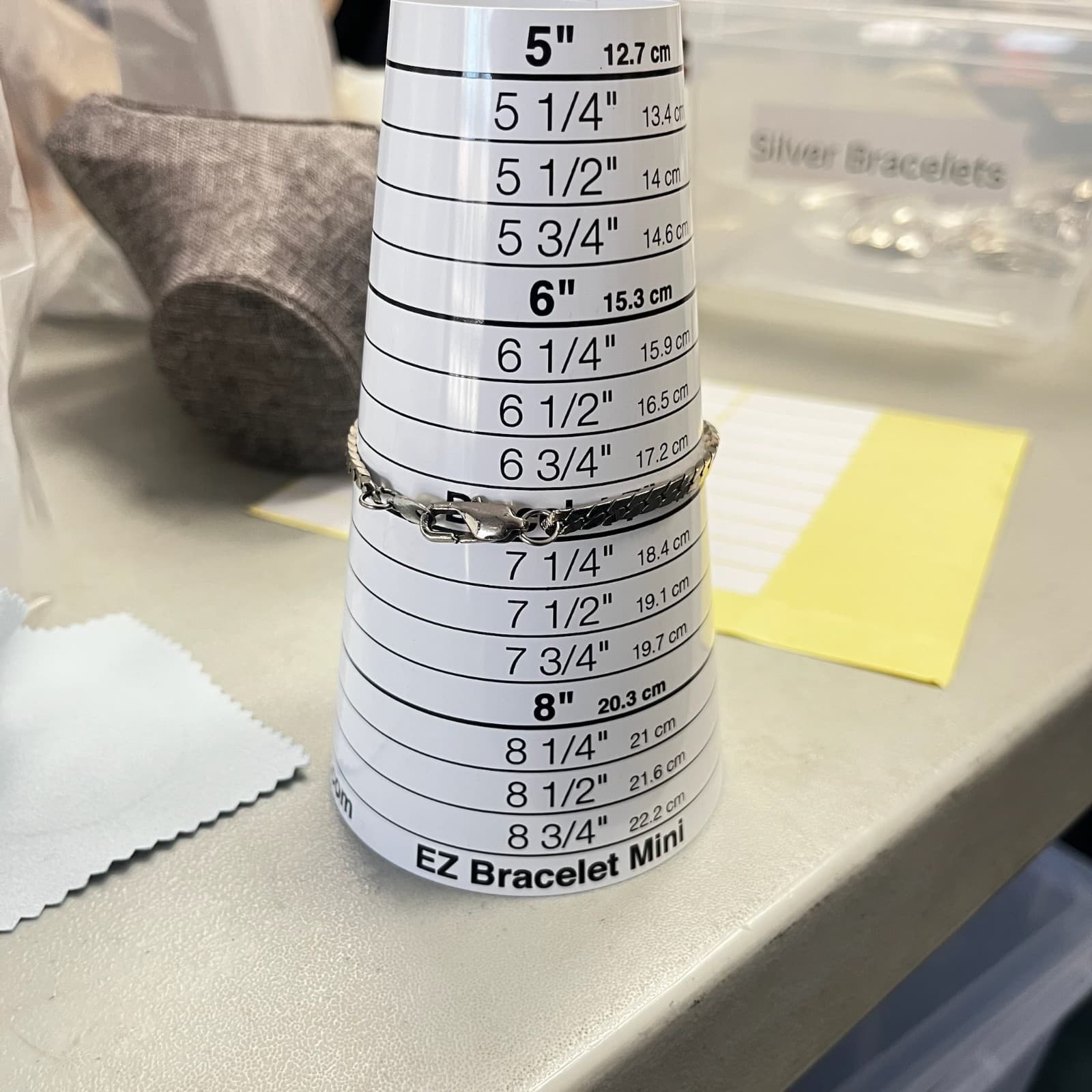 Vintage Elegant Silver Tone Flat Snake Chain Bracelet w/ Lobster Clasp - Thumbnail 6