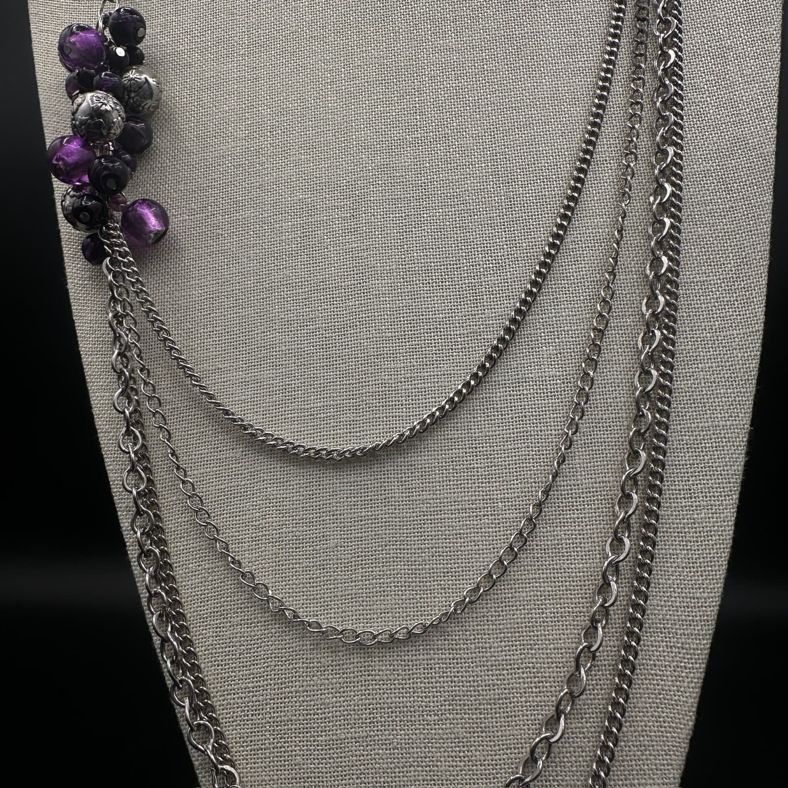 Vintage Layered Silver-Tone Statement Necklace w/ Purple Bead Cluster Y2K Glam - Thumbnail 2