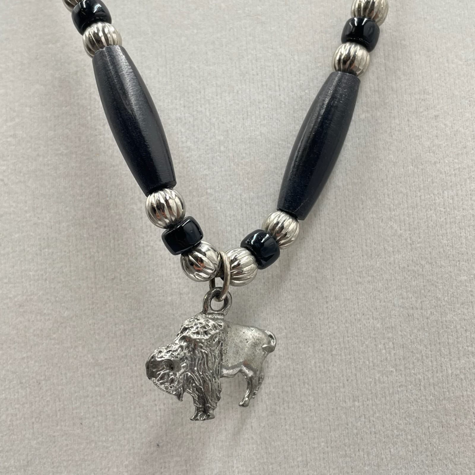 Vintage Black Silver-Tone Buffalo-Shaped Beaded Charm Necklace - Size 23" - Thumbnail 11