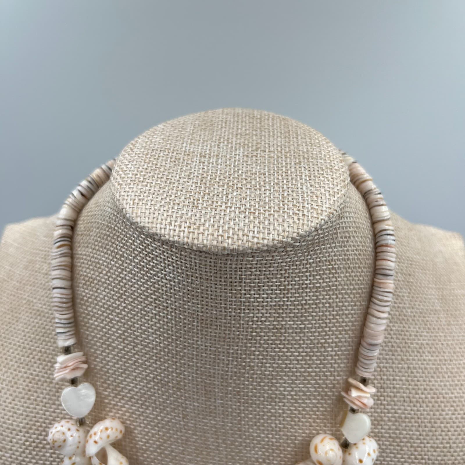 Vintage Shell Necklace Spotted Spiral Snail Shell Inlay Mosaic Pendant Boho 70s - Thumbnail 2