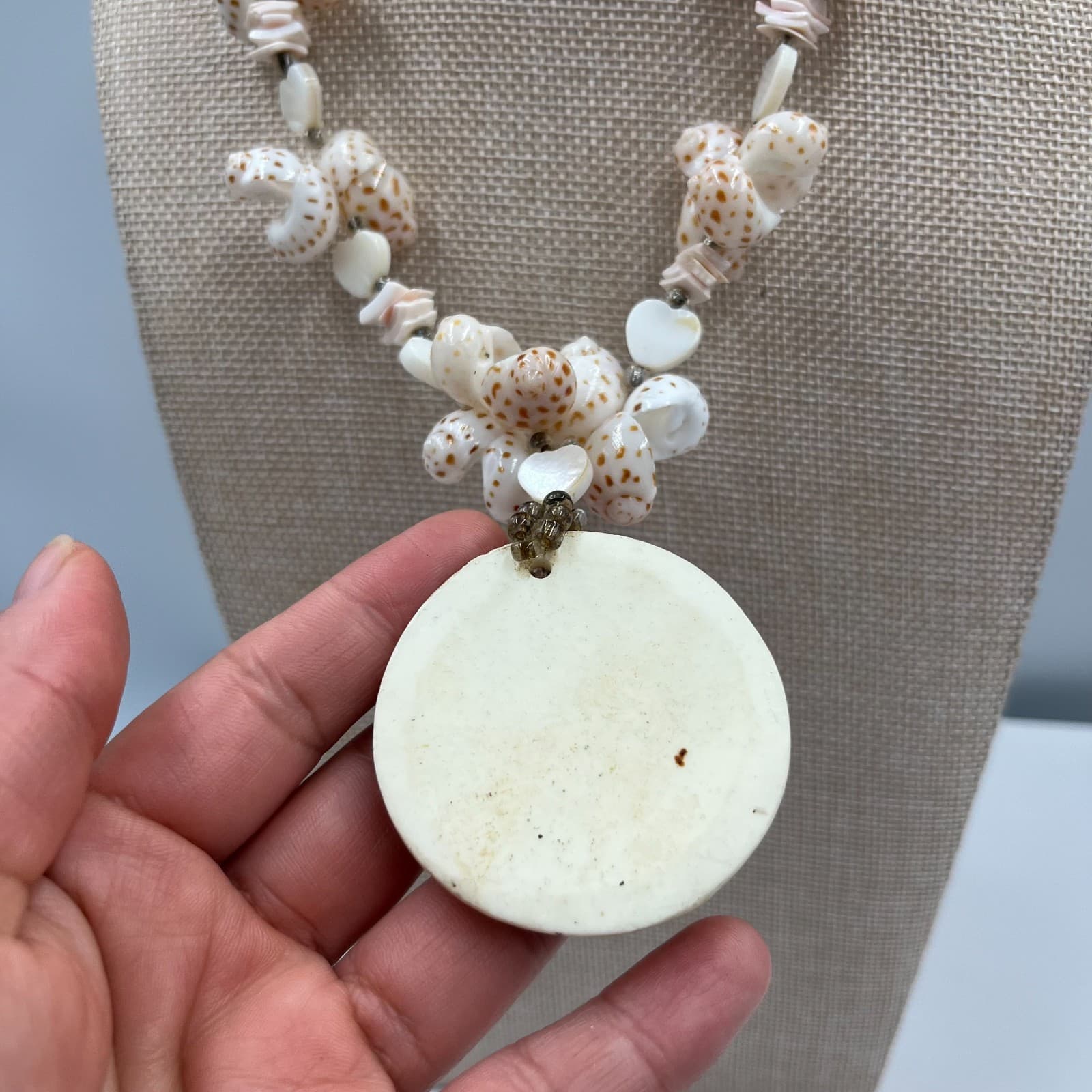 Vintage Shell Necklace Spotted Spiral Snail Shell Inlay Mosaic Pendant Boho 70s - Thumbnail 5