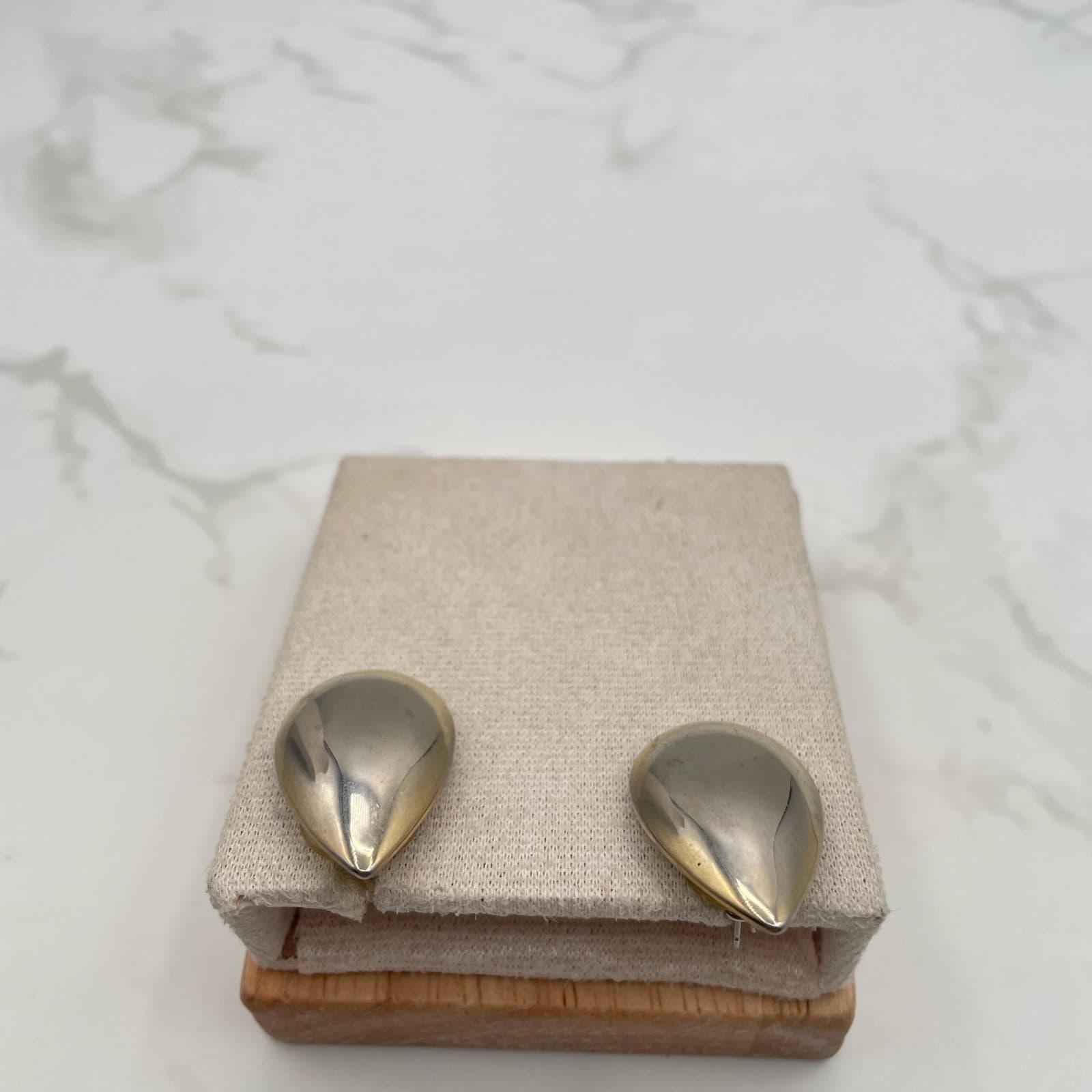 Vintage VTG Teardrop Dome Stud Earrings Minimalist Modern Gold Silver Tone - Thumbnail 5