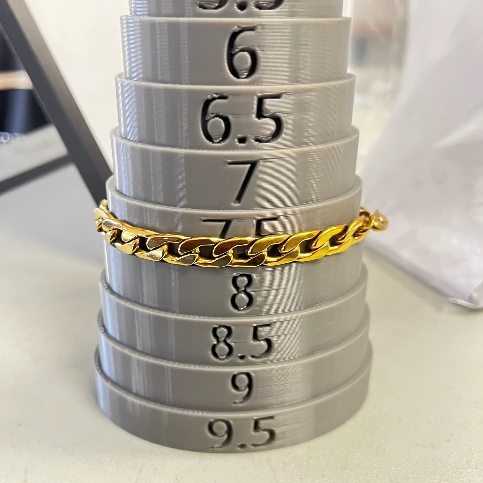 Vintage Gold-Tone Chain Link Bracelet Lobster Clasp Y2K Chunky Style - Thumbnail 6