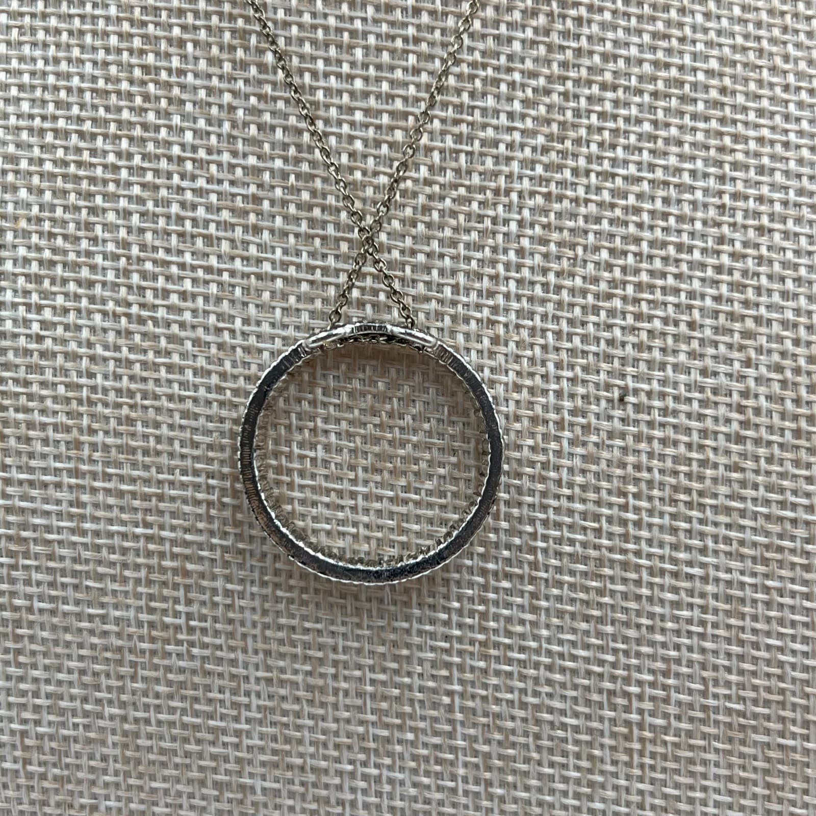 Vintage Rhinestone Circle of Life Necklace Eternity Pendant Silver Tone Sparkly - Thumbnail 4