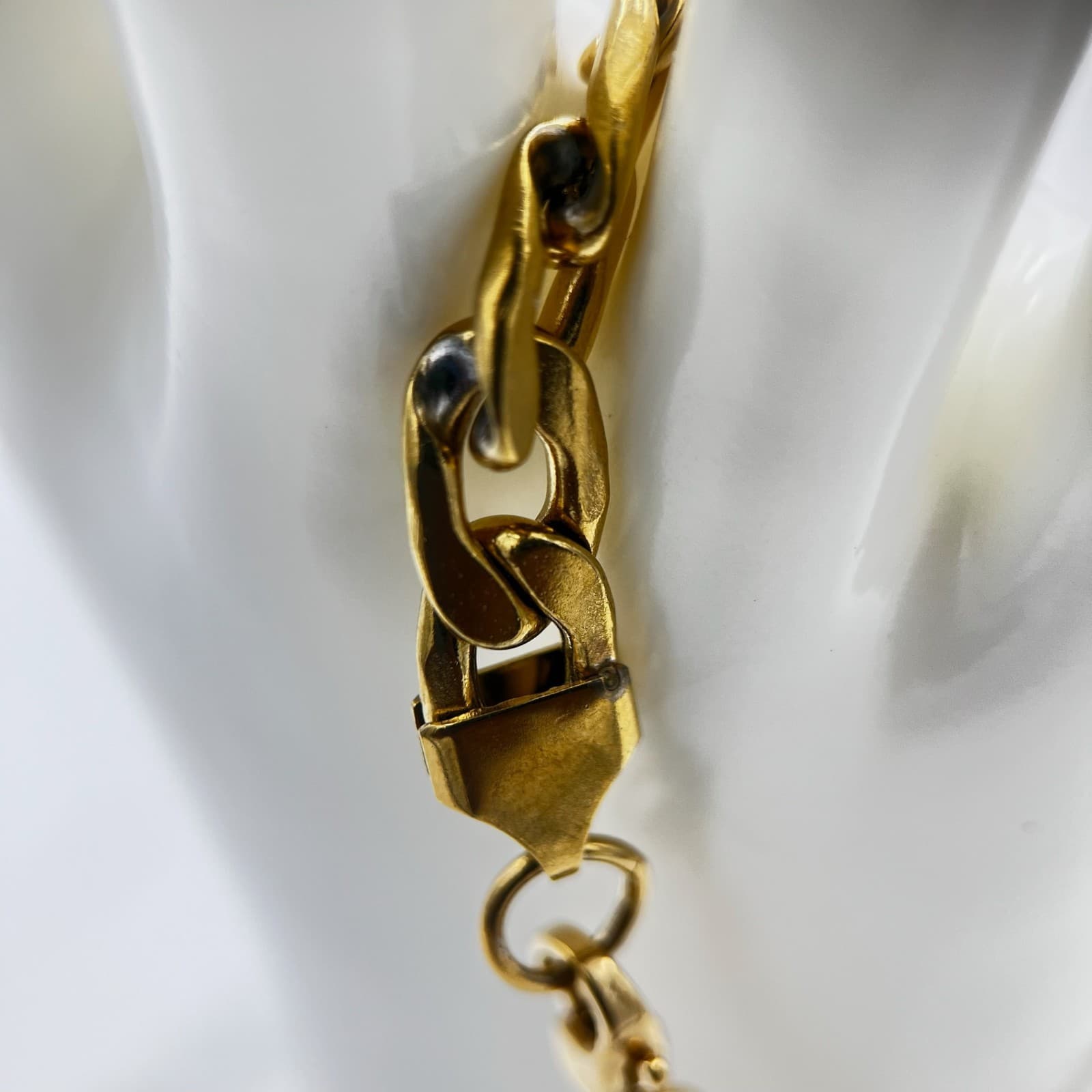 Vintage Gold-Tone Chain Link Bracelet Lobster Clasp Y2K Chunky Style - Thumbnail 3