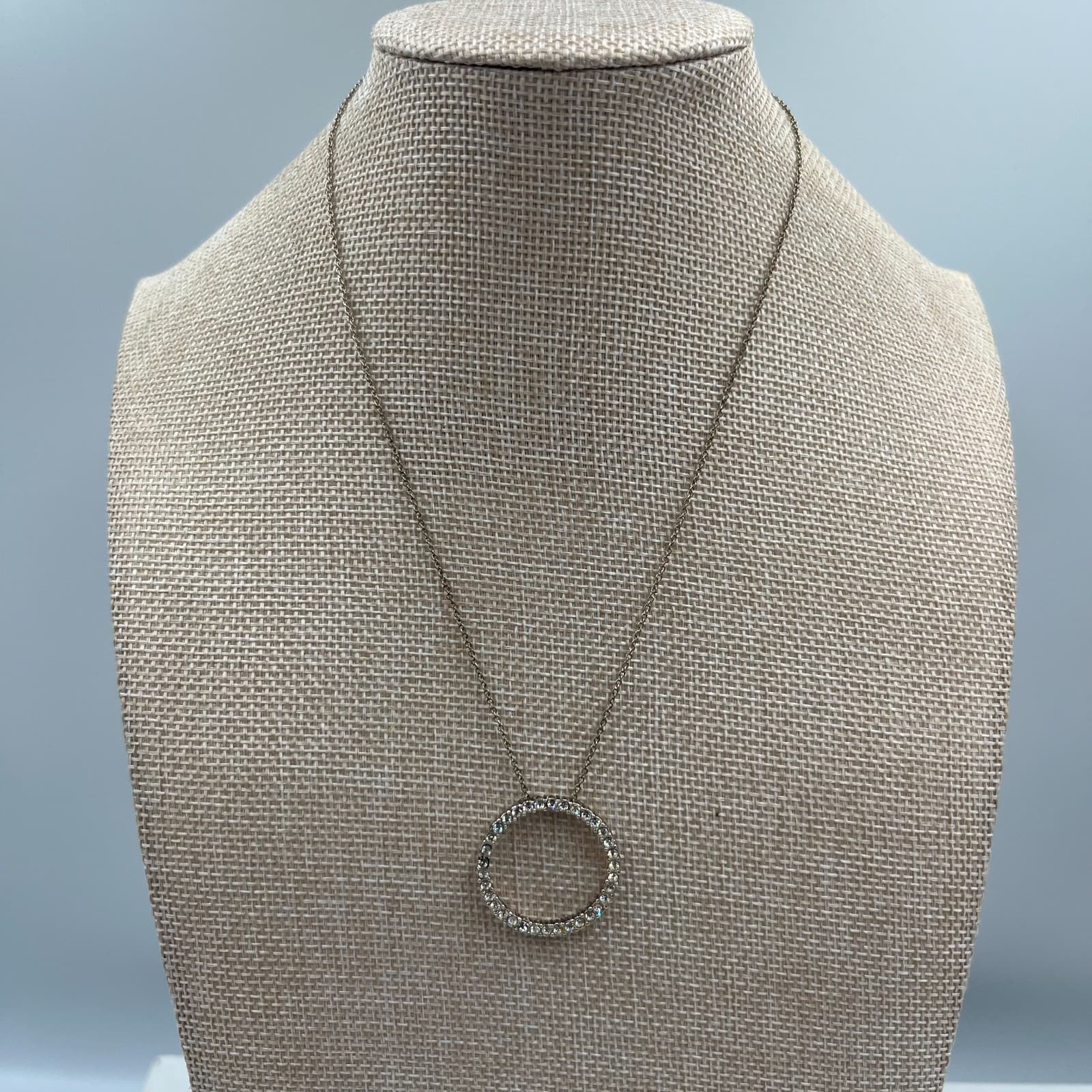 Vintage Rhinestone Circle of Life Necklace Eternity Pendant Silver Tone Sparkly - Thumbnail 2