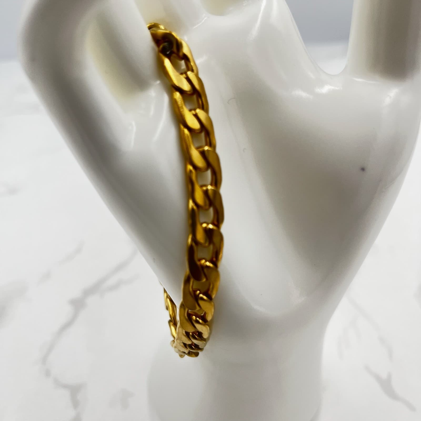 Vintage Gold-Tone Chain Link Bracelet Lobster Clasp Y2K Chunky Style - Thumbnail 2